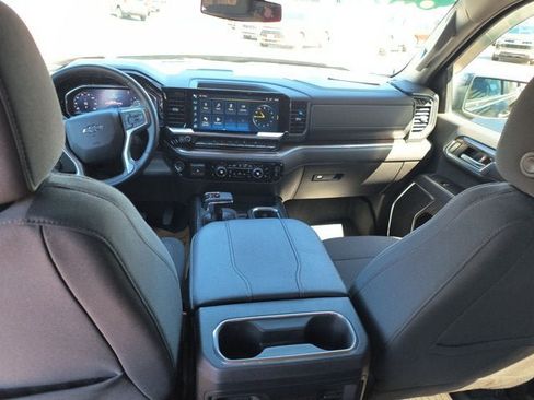 Used 2024 Chevrolet Silverado 1500 RST w/ Z71 Off-Road Package AWD/4WD image 18