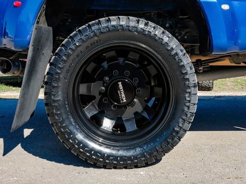 Used 2022 Ford F450 Platinum w/ FX4 Off-Road Package image 63