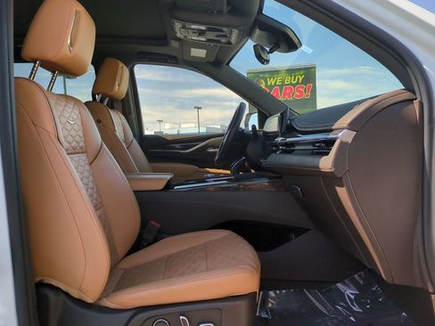 Certified 2024 Cadillac Escalade Sport AWD/4WD image 37