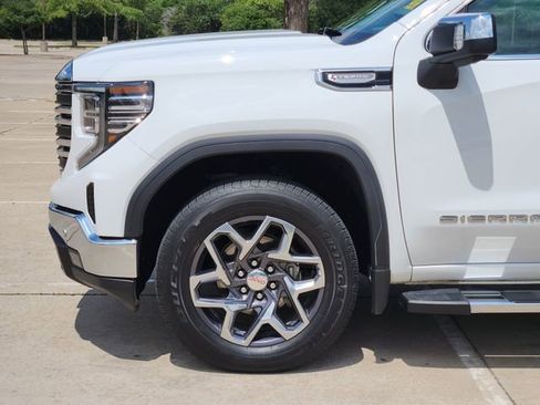 Used 2025 GMC Sierra 1500 SLT AWD/4WD image 8