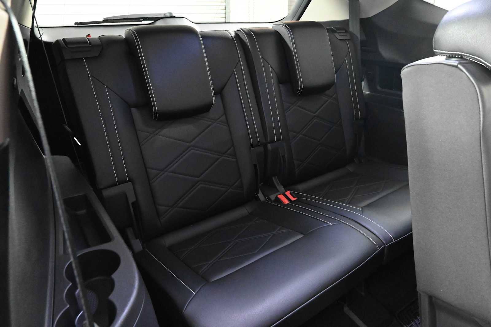 Certified 2024 Volkswagen Atlas SE FWD image 11