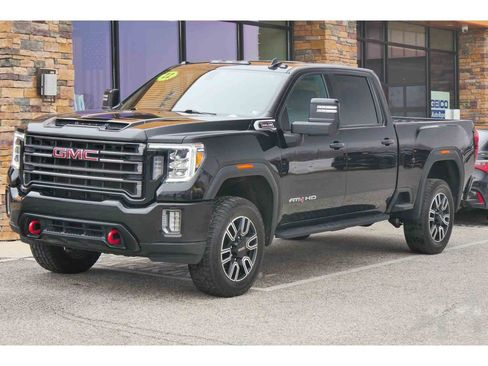 Used 2022 GMC Sierra 2500 AT4 w/ Snow Plow Prep/Camper Package image 7