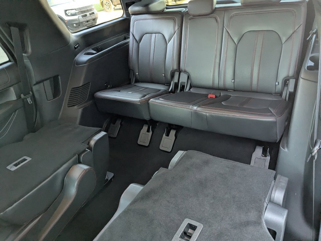 Used 2023 Ford Expedition Limited AWD/4WD image 28