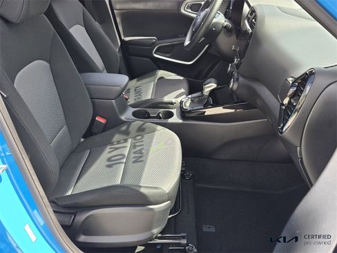 Certified 2023 Kia Soul S image 18
