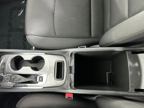 Used 2024 Chevrolet Malibu LT image 15