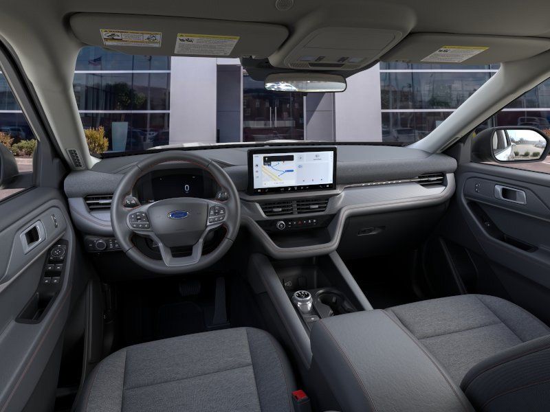 New 2026 Ford Explorer Active RWD image 11