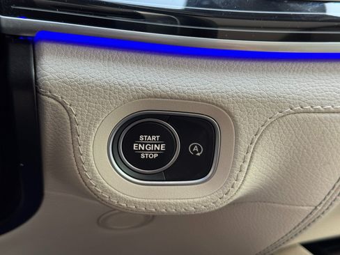 Used 2024 Mercedes-Benz GLS 580 4MATIC image 24