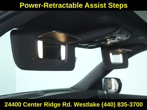 Used 2026 Cadillac Escalade Luxury w/ LPO, Floor Liner Package AWD/4WD image 20