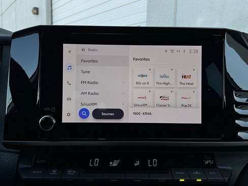 Used 2025 Toyota Camry LE image 29