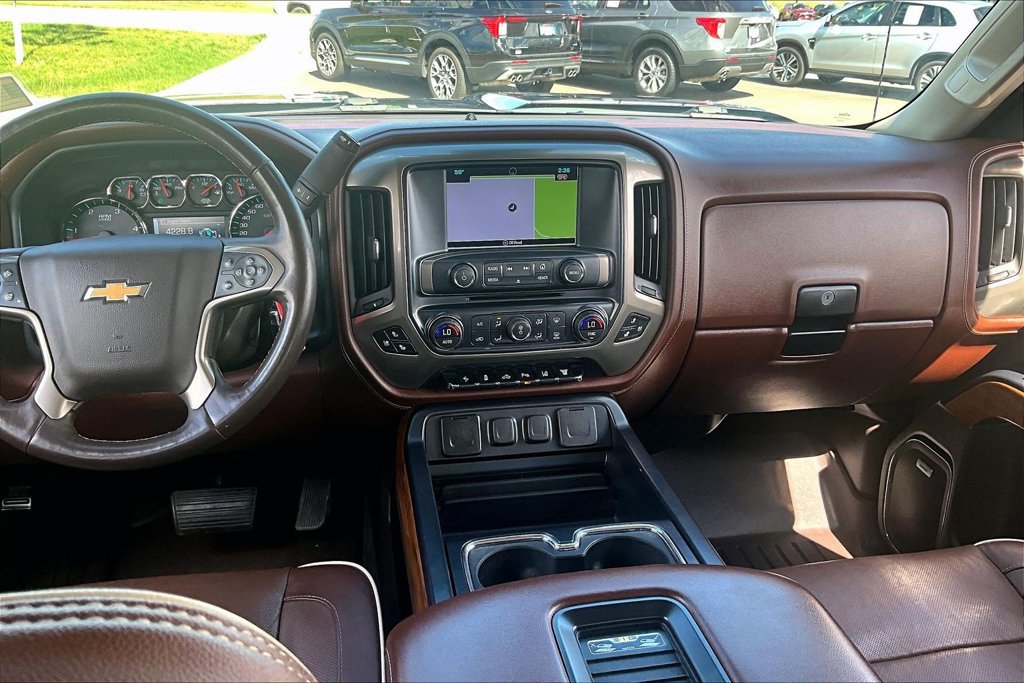 Used 2016 Chevrolet Silverado 2500 High Country w/ Duramax Plus Package AWD/4WD image 6