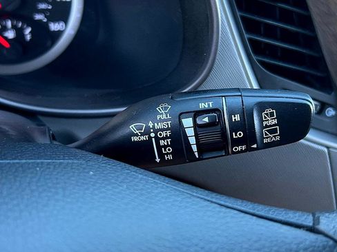 Used 2016 Hyundai Santa Fe Sport w/ Option Group 02 image 15