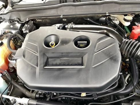 Used 2016 Ford Fusion SE image 20