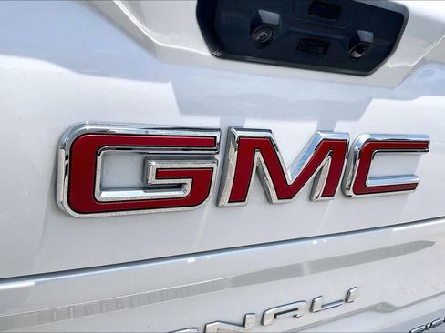Used 2024 GMC Sierra 1500 Denali AWD/4WD image 31