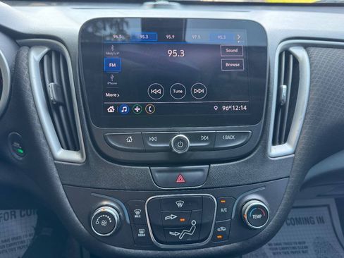 Used 2019 Chevrolet Malibu LS FWD image 20