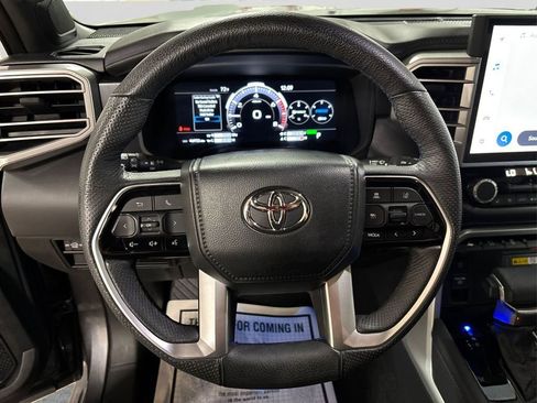 Used 2023 Toyota Sequoia Platinum image 28