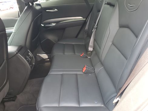 Certified 2024 Cadillac XT4 Premium Luxury AWD/4WD image 12