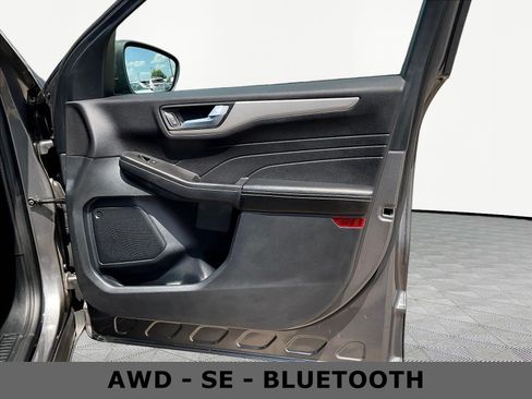Used 2021 Ford Escape SE AWD/4WD image 29