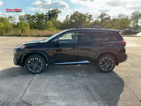 New 2026 Nissan Rogue Platinum AWD/4WD image 2