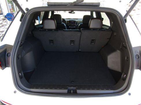 Used 2024 Chevrolet Equinox RS w/ RS Leather Package AWD/4WD image 34