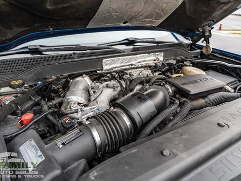 Used 2018 Chevrolet Silverado 3500 W/T image 17