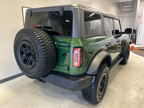 Used 2023 Ford Bronco Wildtrak image 29