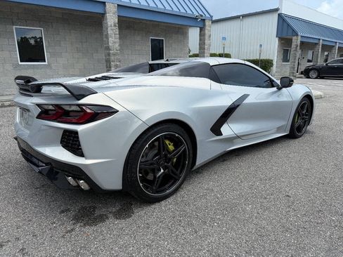 Used 2021 Chevrolet Corvette Stingray Premium Conv w/ Z51 Performance Package RWD image 9