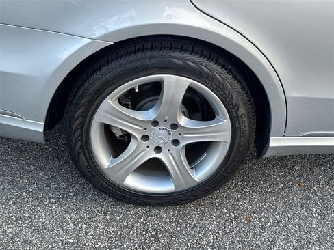 Used 2014 Mercedes-Benz E 350 Sedan image 17
