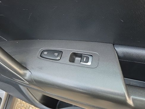 Used 2021 Kia Sportage LX image 16