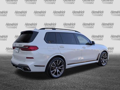 Certified 2022 BMW X7 M50i image 10