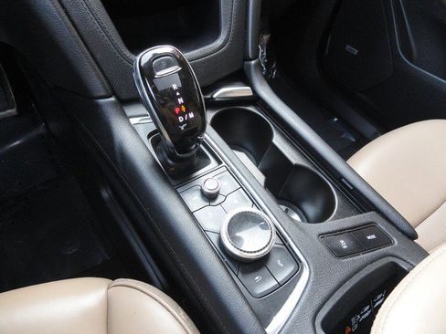 Used 2020 Cadillac XT6 Sport w/ Platinum Package image 16