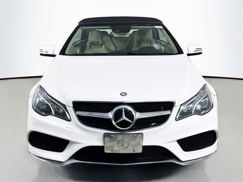 Used 2016 Mercedes-Benz E 400 E 400 image 2