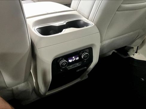 Used 2025 Buick Enclave Avenir w/ Super Cruise Package FWD image 10