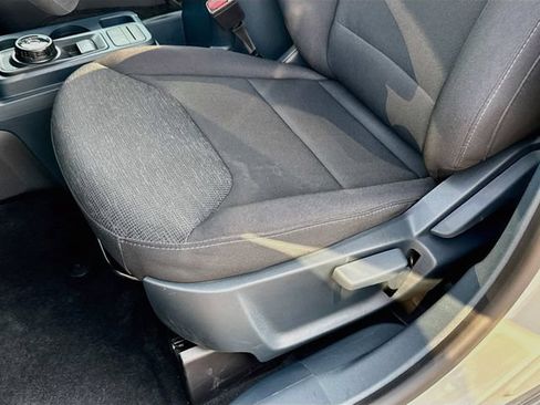 Certified 2025 Ford Maverick XL FWD image 26