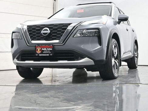 Used 2022 Nissan Rogue Platinum w/ Head-Up Display Package AWD/4WD image 34