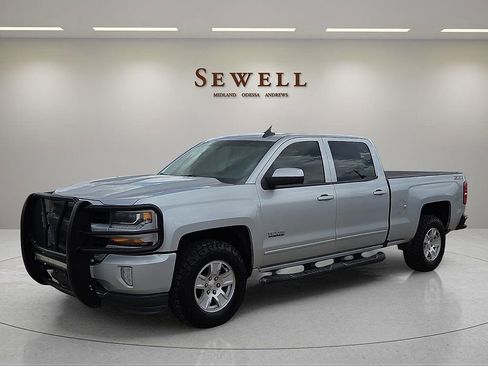 Used 2018 Chevrolet Silverado 1500 LT w/ Texas Edition AWD/4WD image 1