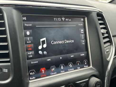 Used 2018 Jeep Grand Cherokee Limited w/ Trailer Tow Group IV image 14