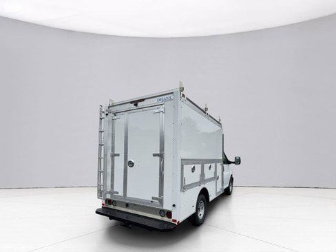 New 2025 GMC Savana 3500 w/ Power Convenience Package image 12