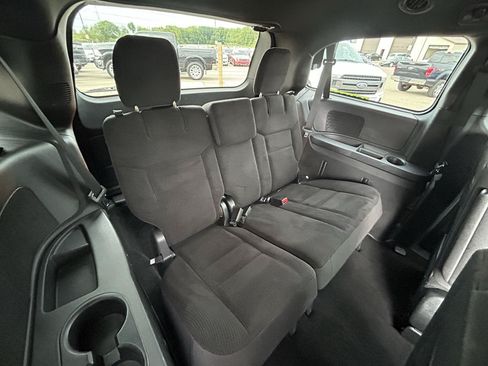 Used 2018 Dodge Grand Caravan SE FWD image 13