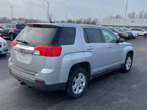 Used 2011 GMC Terrain SLE image 9