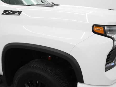 Used 2024 Chevrolet Silverado 2500 LT w/ Z71 Sport Edition image 28