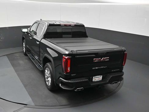 Used 2024 GMC Sierra 1500 Denali w/ Technology Package AWD/4WD image 15