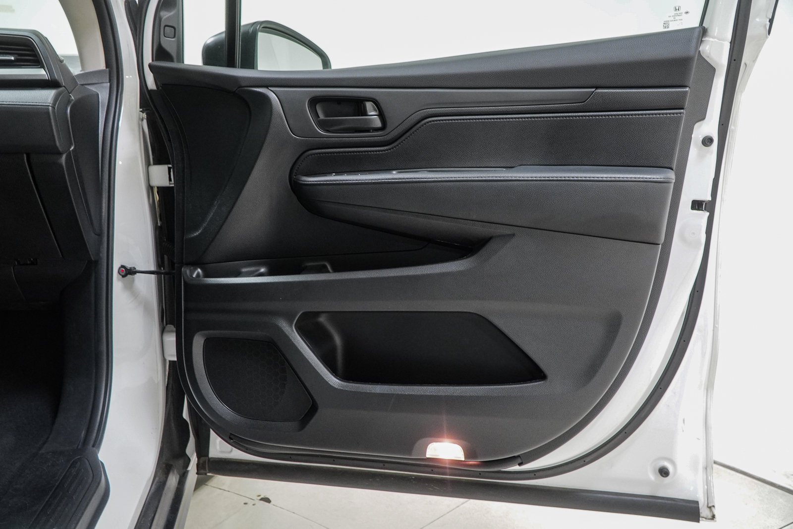 Used 2025 Honda Odyssey EX-L image 40