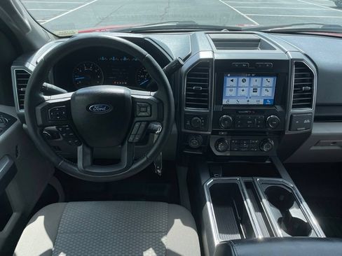 Used 2017 Ford F150 XLT w/ Equipment Group 302A Luxury AWD/4WD image 11