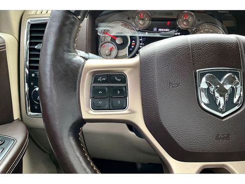 Used 2017 RAM 2500 Longhorn w/ Convenience Group AWD/4WD image 18