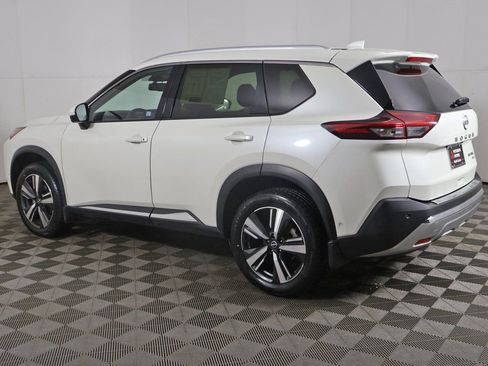 Used 2023 Nissan Rogue Platinum w/ Platinum Premium Package image 16