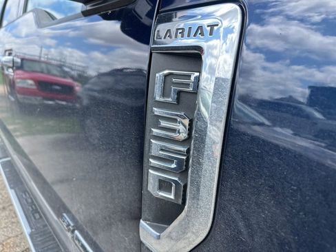 Used 2022 Ford F350 Lariat w/ Chrome Package image 10