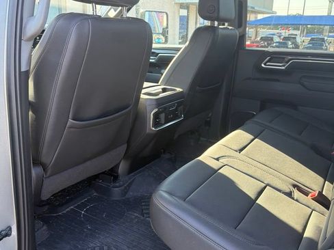 Used 2024 Chevrolet Silverado 2500 LTZ w/ LTZ Convenience Package AWD/4WD image 5