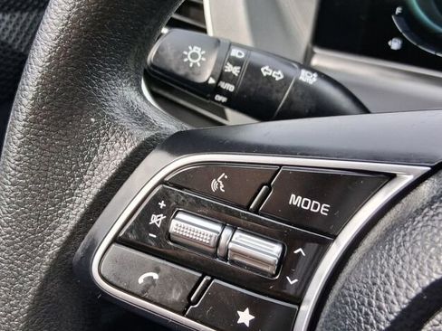 Used 2024 Kia Seltos LX AWD/4WD image 22