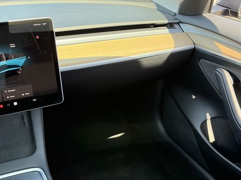 Used 2023 Tesla Model 3 Long Range AWD/4WD image 18