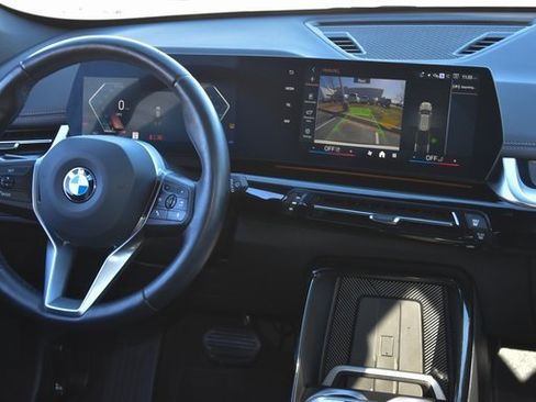 Used 2025 BMW X1 xDrive28i image 18